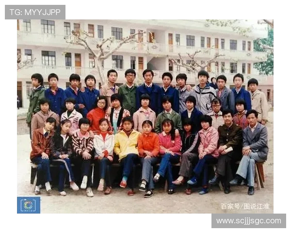 吴芳专访:从青涩少女到羽毛球冠军的奋斗与成长之路 吴芳专访:从青涩少女到羽毛球冠军的奋斗与成长之路